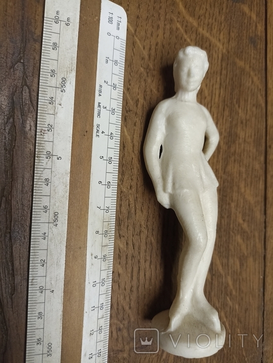 Художній пластмас, статуетка фігуристка 12 см,50-60 роки, фото №3