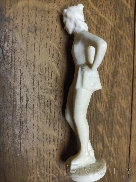 Художній пластмас, статуетка фігуристка 12 см,50-60 роки, фото №5