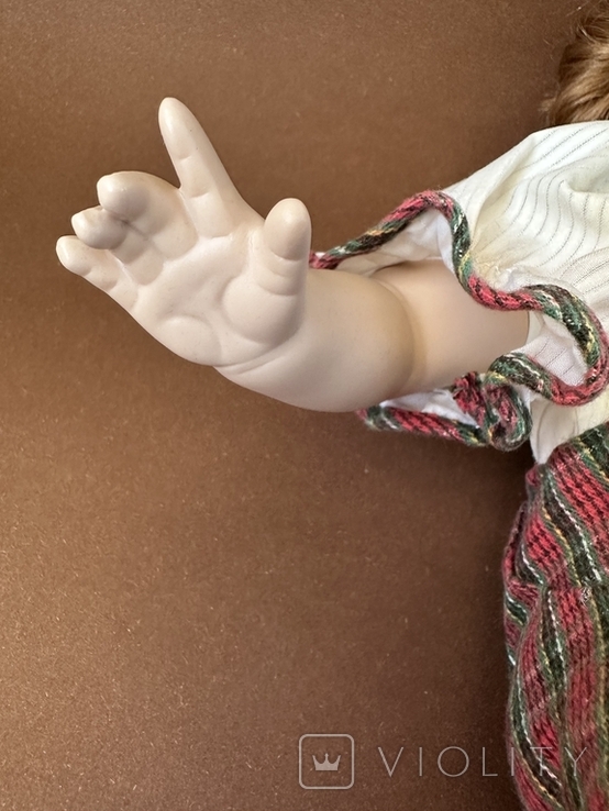 Коллекционная сидячая кукла Gilde, 44см,Germany, фото №5
