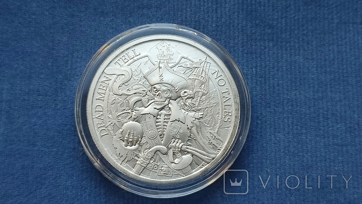 Раунд 2023 серебро 999, 31,1 гр серия Пираты, фото №2