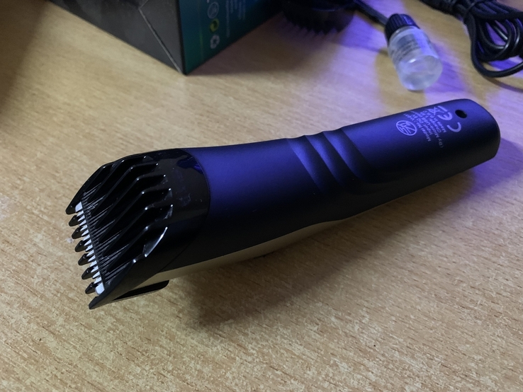 Акумуляторна машинка для стрижки волосся VGR V-031, фото №6