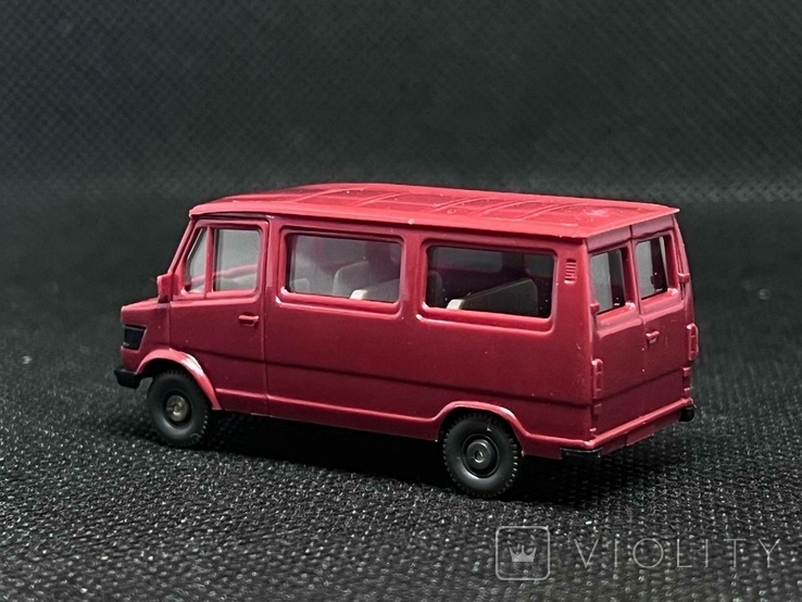 Маштабна модель мікроавтобуса Mercedes-Benz 207D Kombi Wiking, фото №4