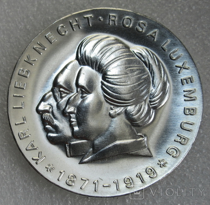 20 марок 1971 г. "Карл Либкхнет и Роза Люксембург" Германия, серебро, фото №4
