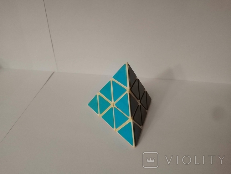 Кубик Рубика та пирамидка, фото №4