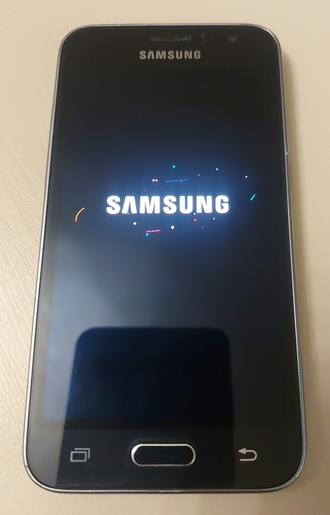 SAMSUNG Galaxy J120, photo number 4