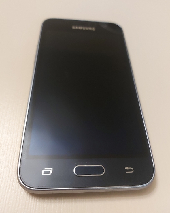 SAMSUNG Galaxy J120, photo number 9