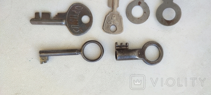 Лот старинных и винтажный ключей, фото №4