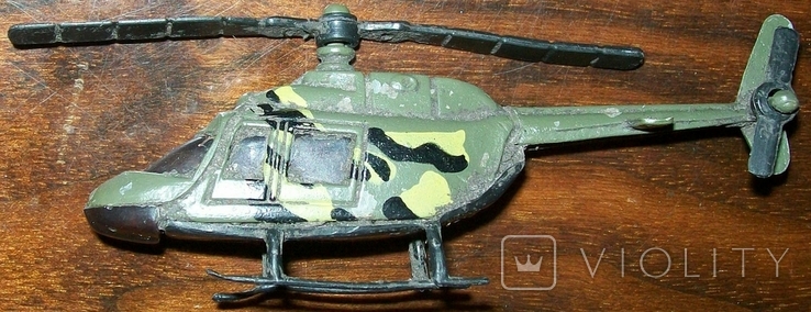Игрушечный военный вертолет., фото №4