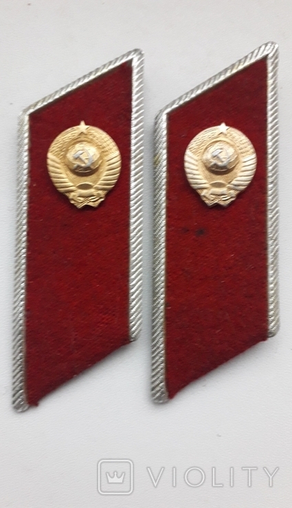 Петлицы милиция СССР, 60-е года/серебристый кант, 2 шт. только левосторонние усы крепления, фото №2