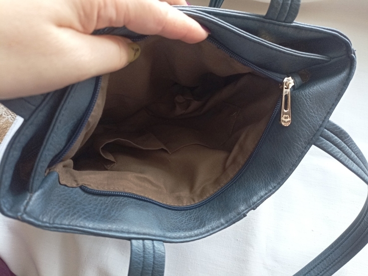 Красивая вместительная женская сумка на длинных ручках т синяя под джинс, фото №10