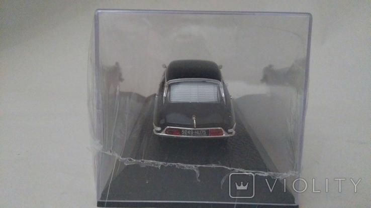 Citroen DS. 19 PRESIDENT Charles De Gaulle 1962 1/43 Atlas Citroen DS. 19 PRESIDENT Charles De Gaulle 1962 1/43 Atlas