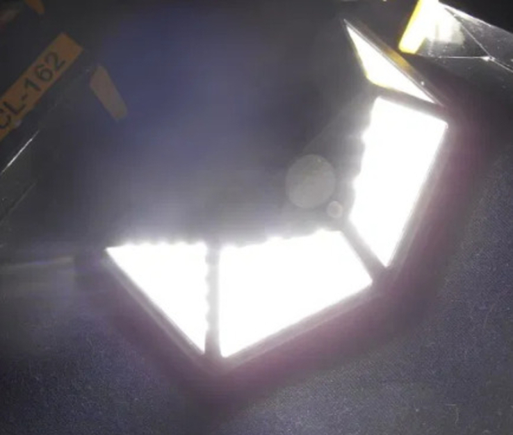 Ліхтар вуличний автономний з датчиком руху та сонячною панеллю 100 LED, фото №9