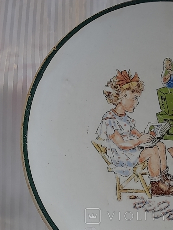 Настенная тарелка из серии Счастливое детство Буды, фото №4