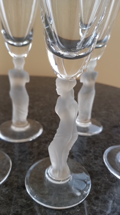 Хрустальные бокалы Royales de Champagne, узор Венера Милосская высота 21 см диаметр 7см, фото №5