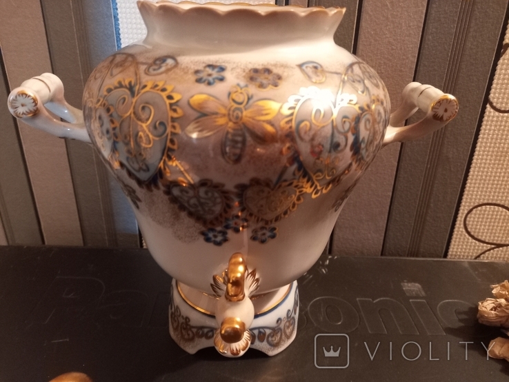 Самовар "Пчелка", Коростенский фарфор. завод, автор Трегубова - «VIOLITY»