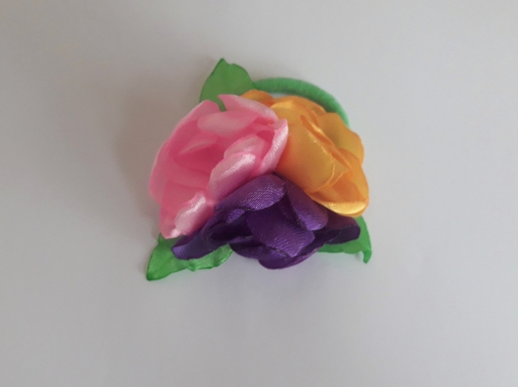 Резиночка для волос с тремя нежными цветами, photo number 2