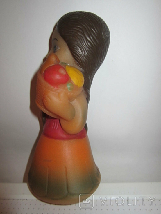 Гумова грузинська лялька з фруктами 20см лялька СРСР, фото №6
