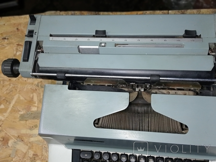 Электронная печатная машинка Robotron 202, фото №11