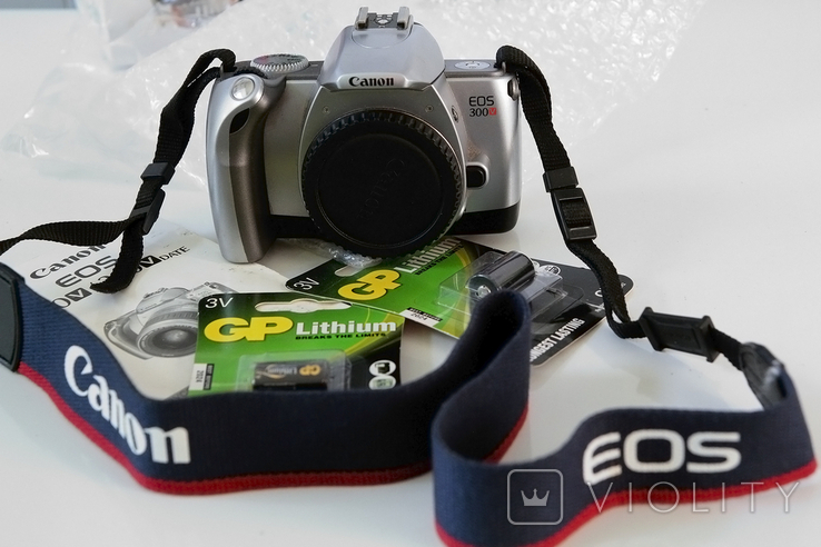 Canon 300v с инструкцией и комплектом аккумуляторов, фото №2