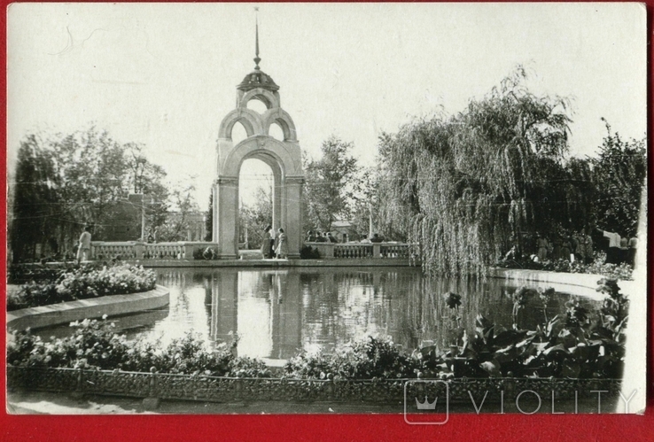 Харківський фонтан Дзеркальний струмінь, фото №2