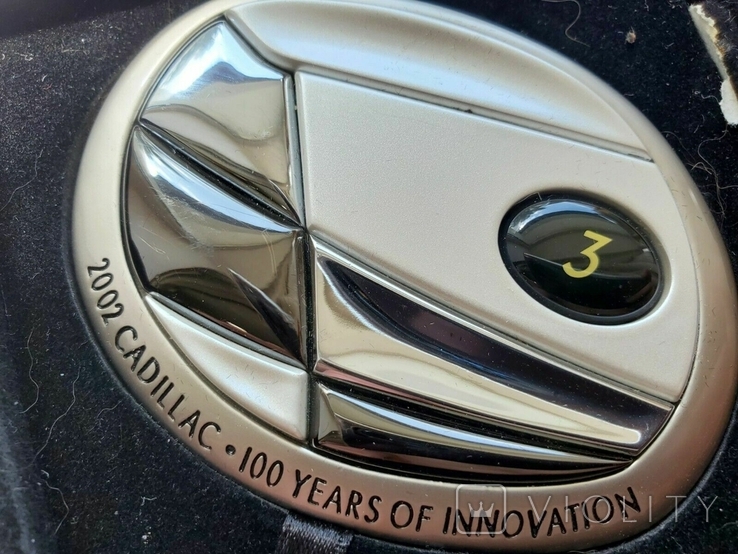 Медальон кадиллак Cadillac Heritage of Ownership 3, фото №4