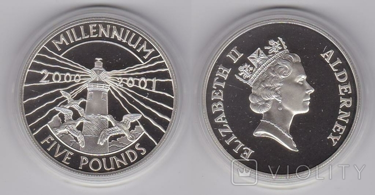 Alderney Олдерни - 5 Pounds 2000 - 2001 Millennium срібло в капсулі -р