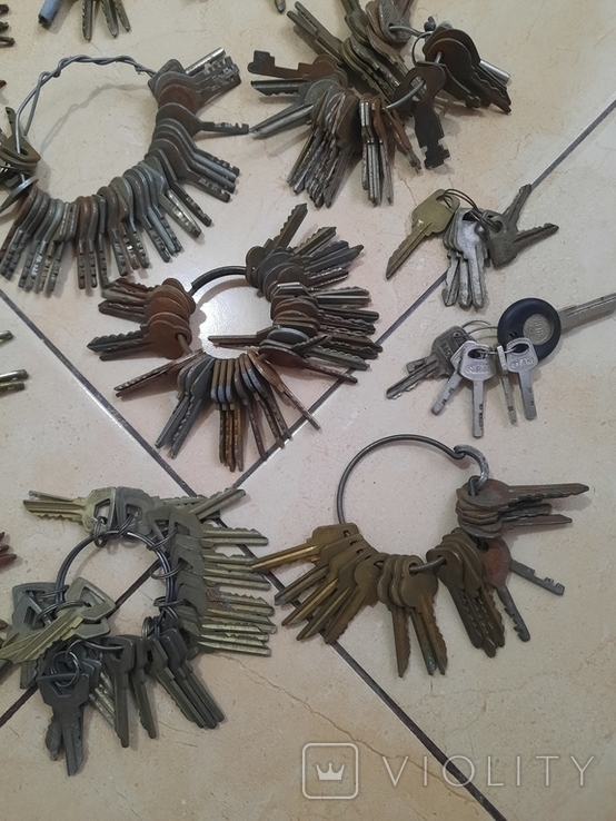 Старі ключі до різних замків періоду СРСР та деякі раніші ( XXст ) - 283шт., фото №6