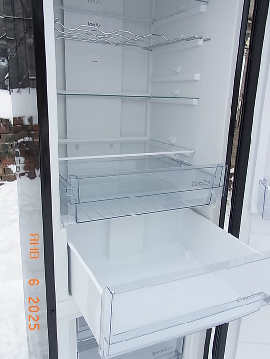 Холодильник Gorenje nov Frost 184х 60 cм Чорний з Німеччини, numer zdjęcia 10