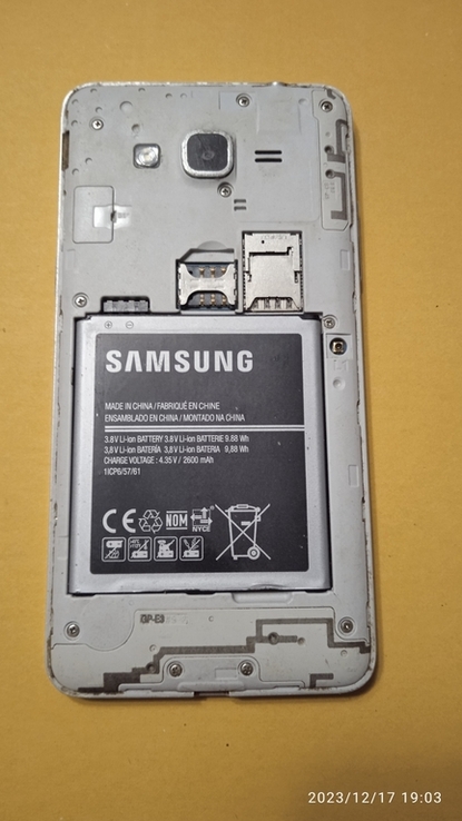 Samsung G531H без задньої кришки, побитий дисплей, фото №4
