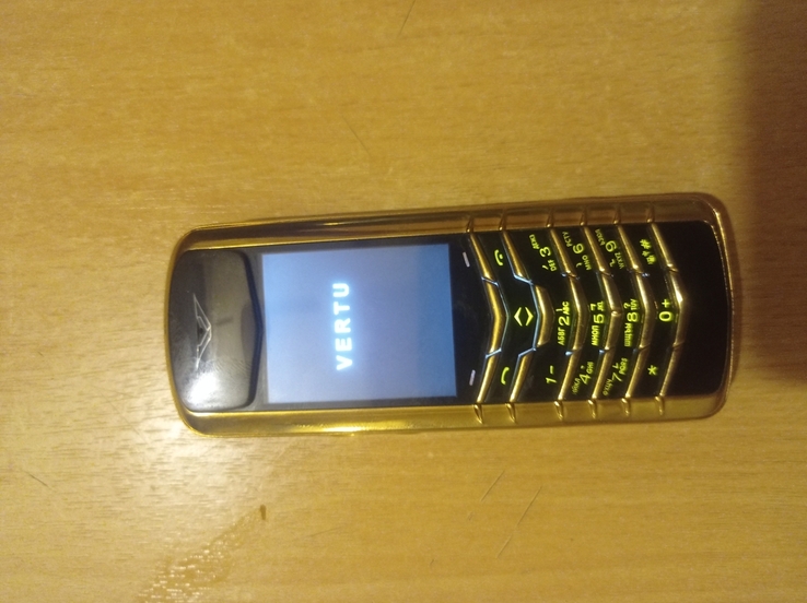 Vertu, photo number 2