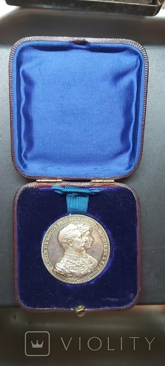 1881-1906 Срібна медаль "Німецький імператор Вільгельм 2 і королева Августа Вікторія", фото №3