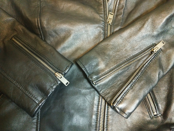 Куртка жіноча шкіряна. Косуха BOLONGARO р-р М, фото №9
