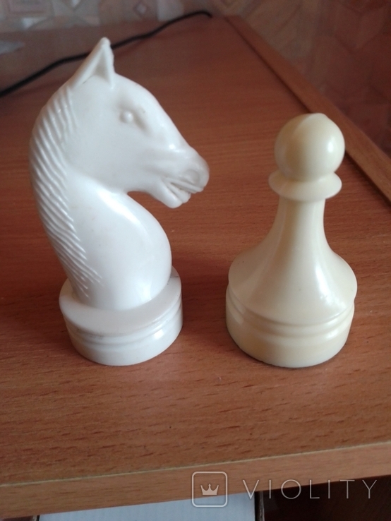 Шахматы, фигуры, крупные конь и пешка, пластмасса, фото №3