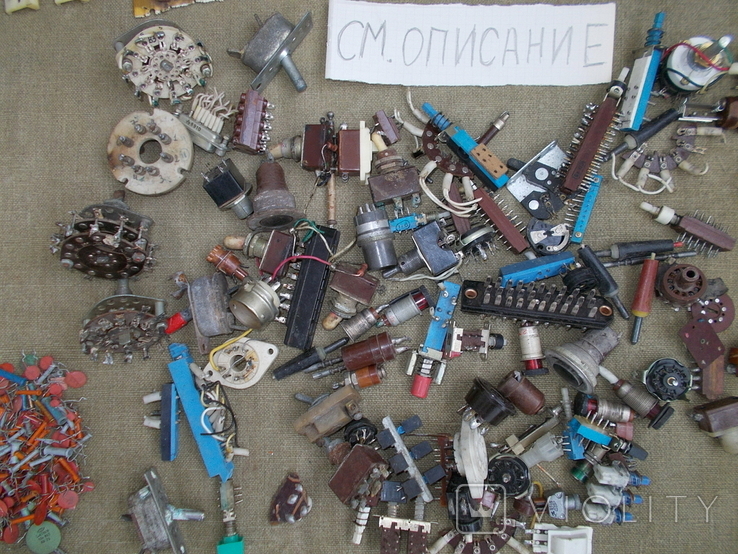 Радиодетали платы разьемы разъемы галетные переключатели П2К ...