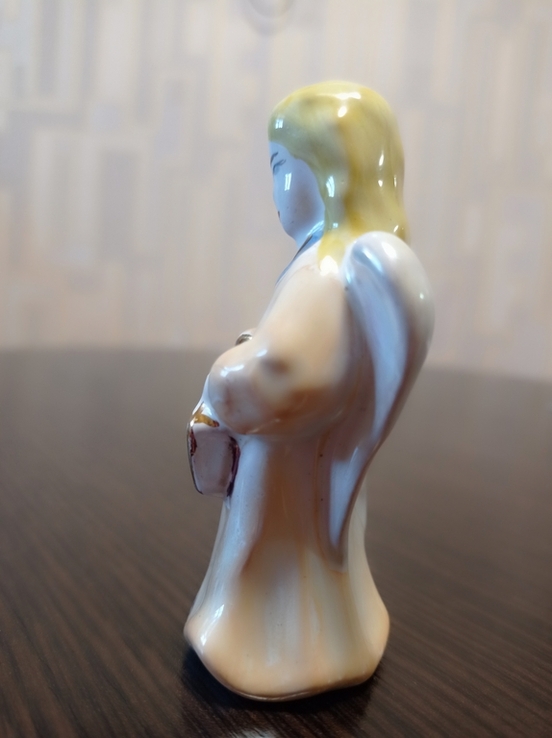 Фигурка керамическая с перламутром Ангел, фото №3