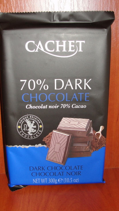 Чорний бельгійський шоколад