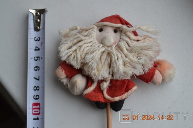 Новогодняя игрушка "Дед Мороз (Санта Клаус)" на палочке. Ткань. Высота 31 (10) см. №19, фото №11