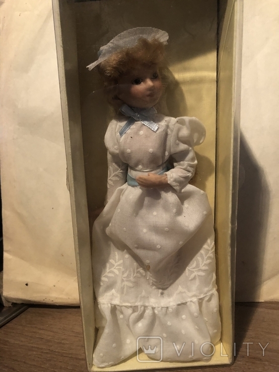 Фарфоровая кукла дамы эпохи, фото №2