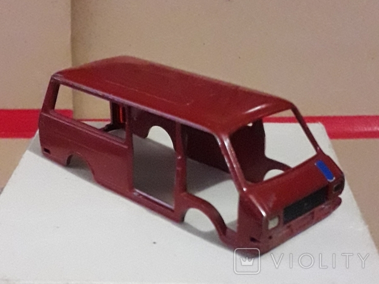 Запчасть,голый кузов 1:43 на модель машинки РАФ СССР, фото №3