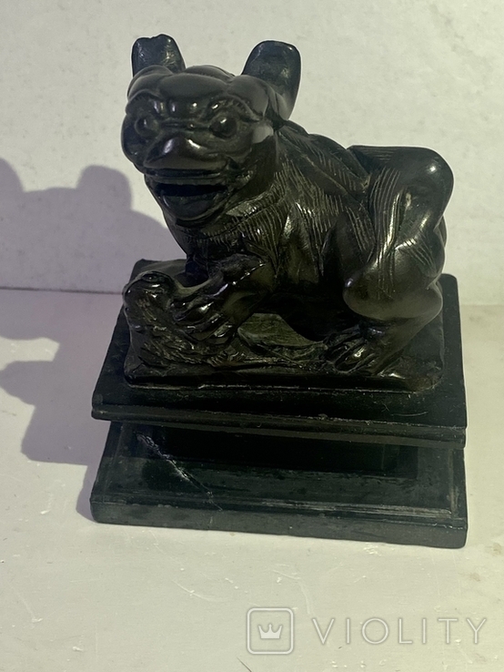 Резная фигурка льва из черного камня.1920гг, фото №2