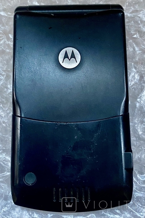Motorola RAZR V3, фото №3