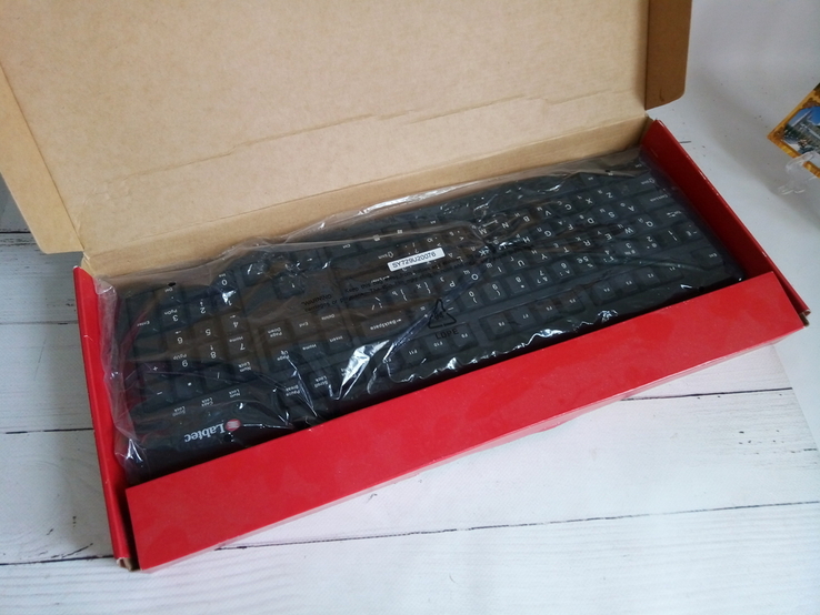 Labtec Standart Keyboard Plus чорна клавіатура PS/2., numer zdjęcia 2