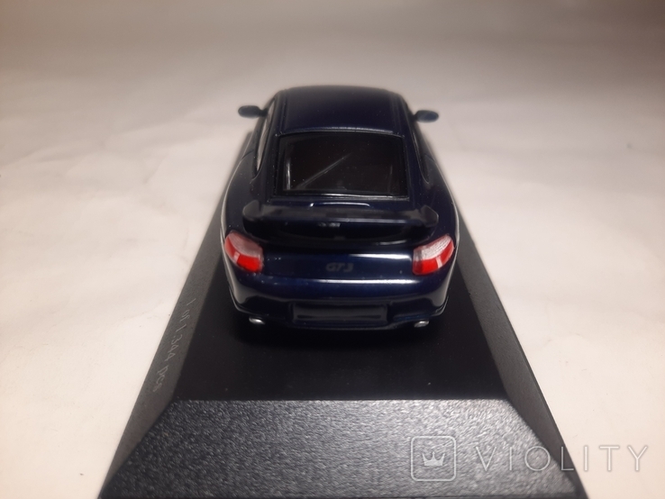 Porsche 911 GT3 Minichamps 1:43, фото №5