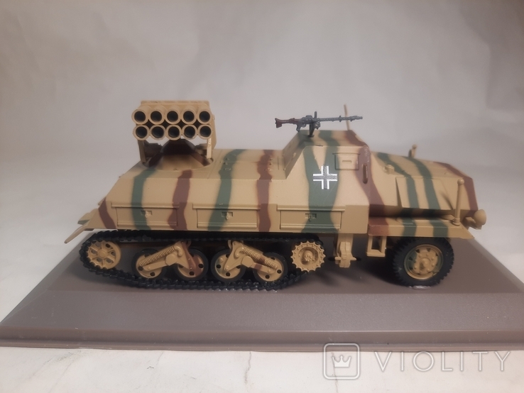 Полугусеничный бронетранспортер, Panzerwerfer 42 Maultier SD KFZ 4/1 , 1/43 Atlas, photo number 6