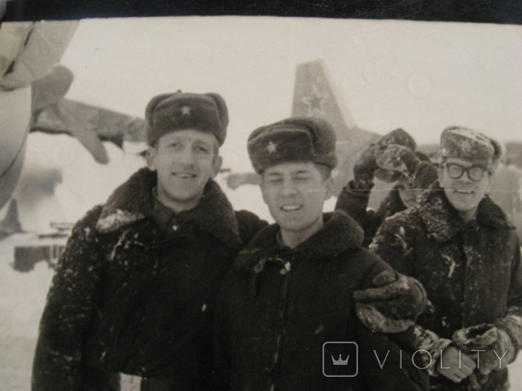 Самолёты и солдаты в снегу, фото №5