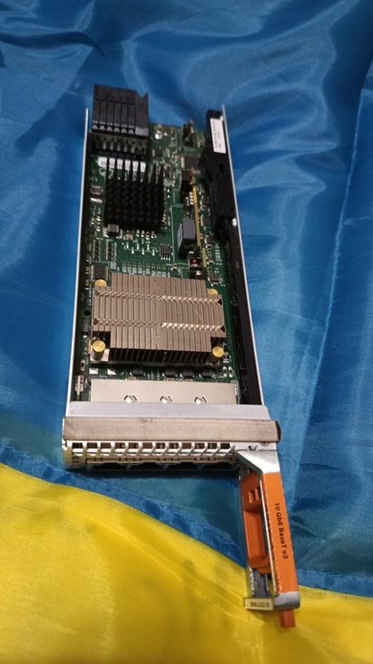 EMC 10 Gbe BaseT v2 4-Port Ethernet, фото №3