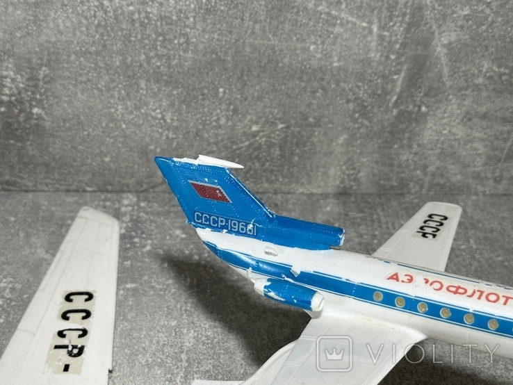 Моделі літака Як 40 та Іл 62, фото №6