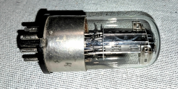 Лампа 6Н8С Цоколь Метал с Дырчатым Анодом., фото №7