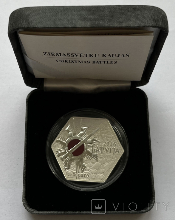 5 евро 2016 Латвия "100 лет Митавской операции" (серебро), фото №2