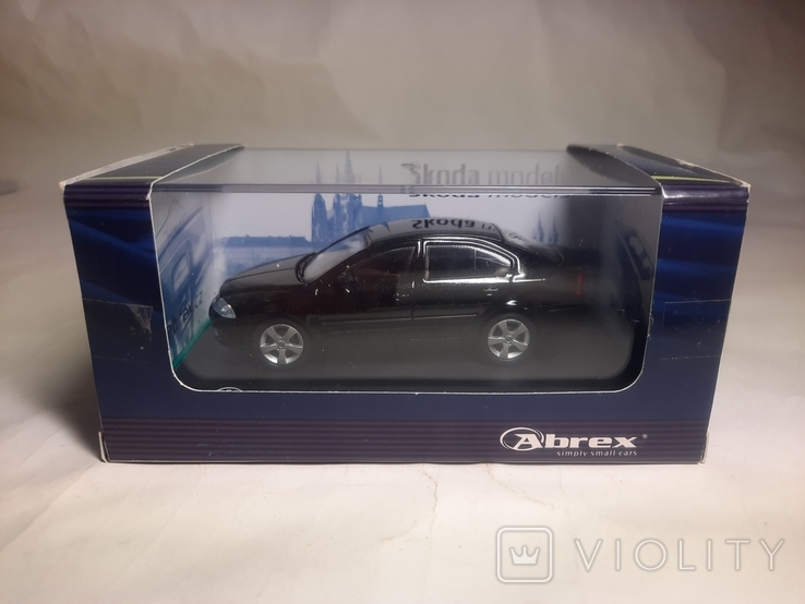 Diecast model cars Skoda Octavia 1/43 Abrex IV RS metallise la chaux